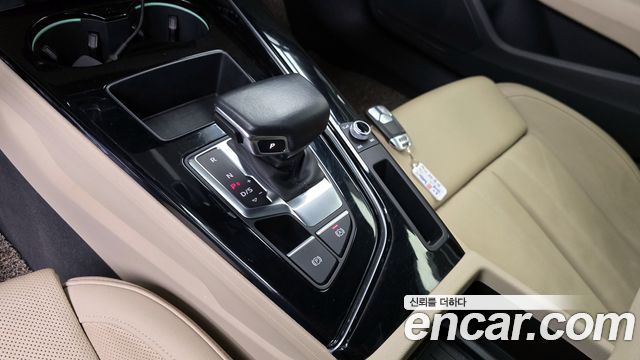 Audi A4 2021 — photo 9