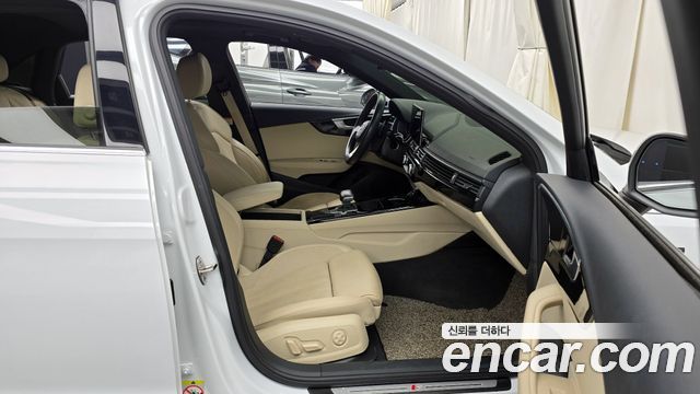 Audi A4 2021 — photo 11