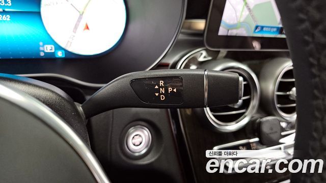 Mercedes-Benz GLC-Class 2020 — photo 9