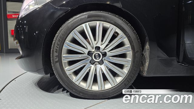 Kia K9 2014 — photo 5