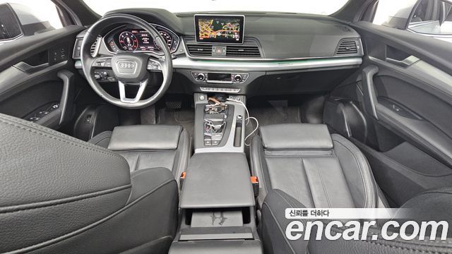 Audi Q5 2020 — photo 7