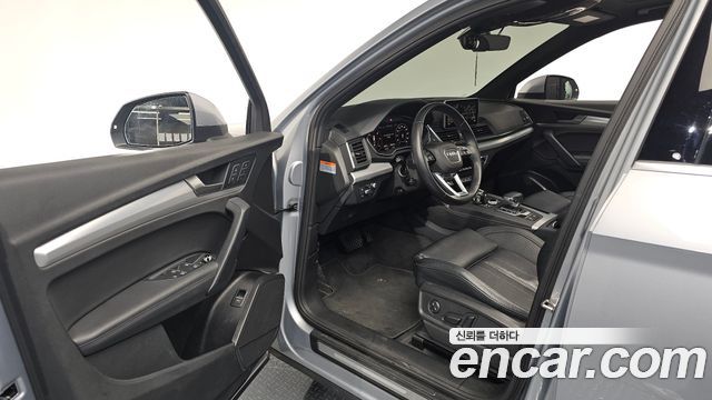 Audi Q5 2020 — photo 10