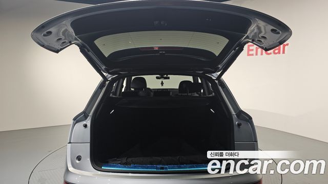 Audi Q5 2020 — photo 20