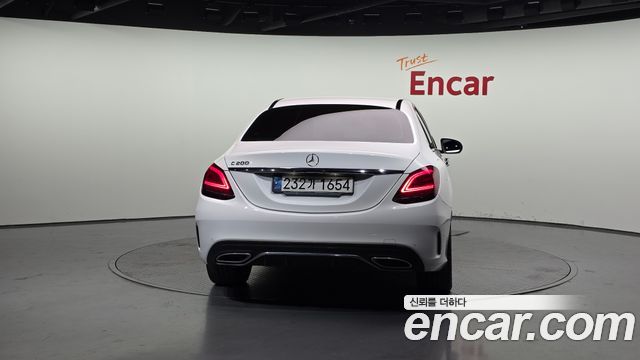 Mercedes-Benz C-Class 2021 — photo 4