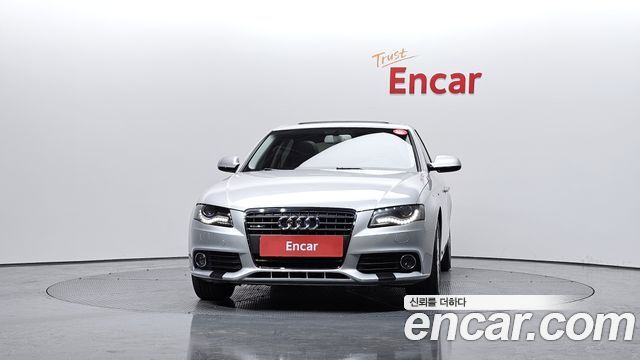 Audi A4 2010 — photo 3