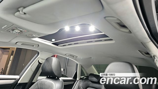 Audi A4 2010 — photo 19