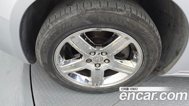 Chrysler 300C 2010 — photo 5