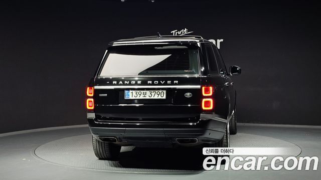 Land Rover Range Rover 2019 — photo 4