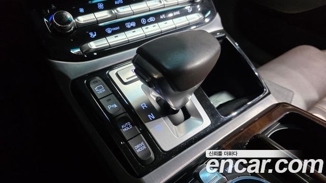 Genesis EQ900 2016 — photo 8