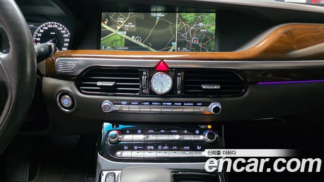 Genesis EQ900 2016 — photo 13