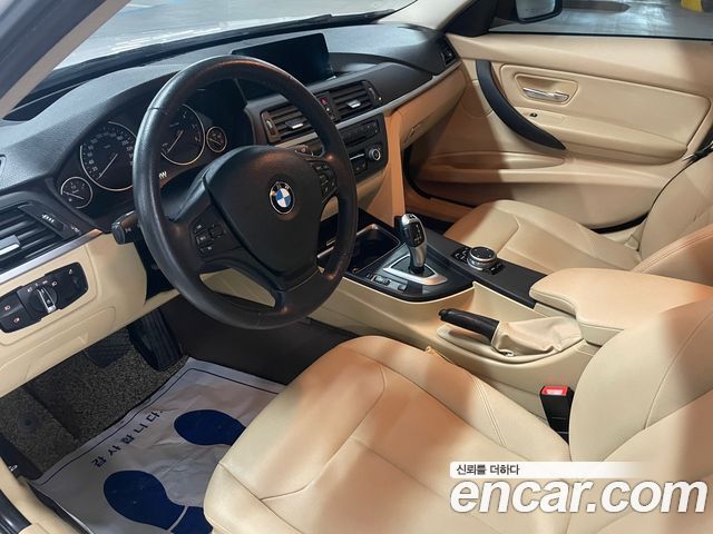 BMW 3-Series 2015 — photo 16