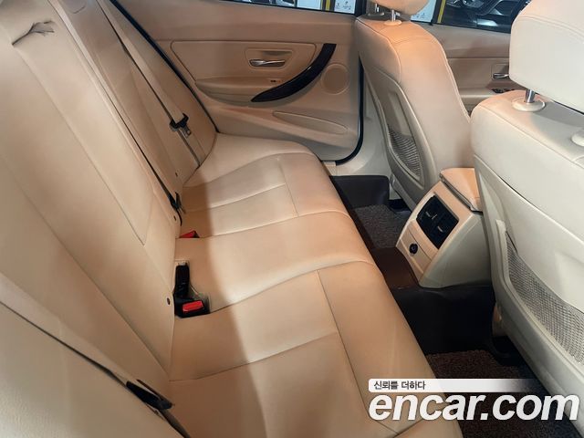 BMW 3-Series 2015 — photo 19