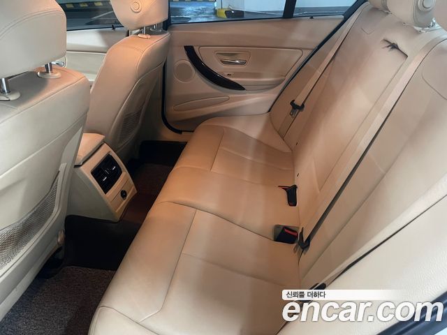 BMW 3-Series 2015 — photo 20
