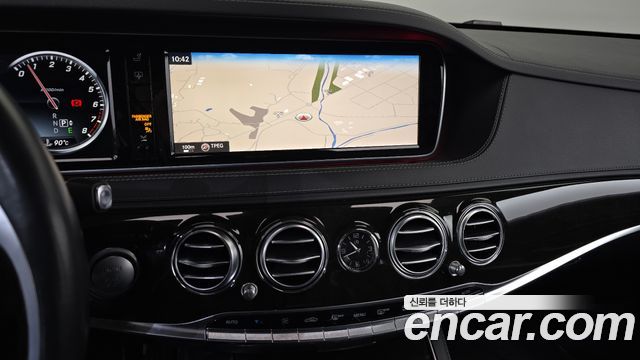 Mercedes-Benz S-Class 2015 — photo 14