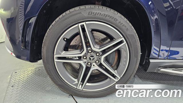 Mercedes-Benz GLS-Class 2020 — photo 5