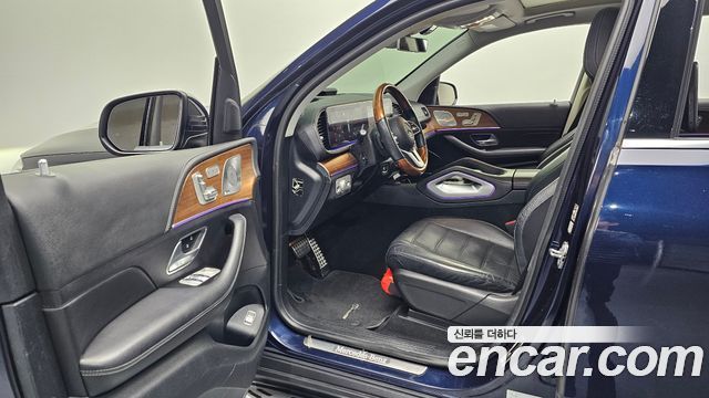 Mercedes-Benz GLS-Class 2020 — photo 10