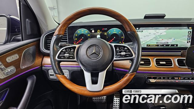 Mercedes-Benz GLS-Class 2020 — photo 13