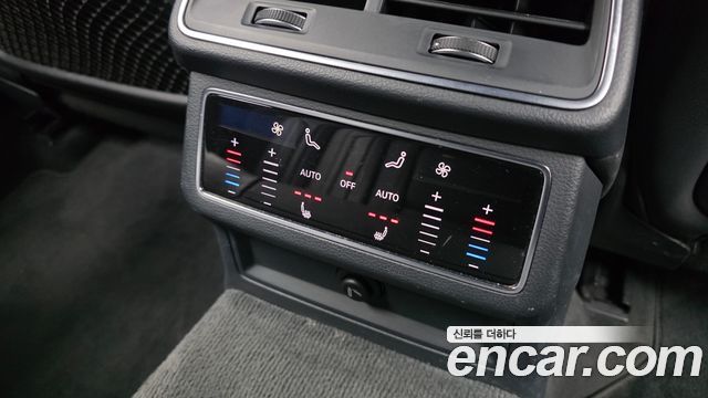 Audi A6 2021 — photo 18