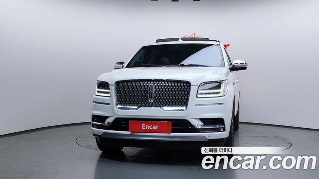 Lincoln Navigator 2020 — photo 3