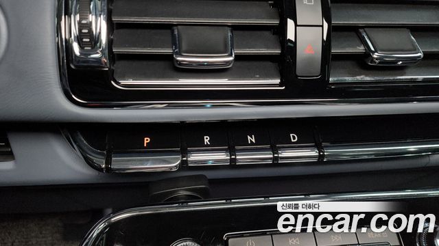 Lincoln Navigator 2020 — photo 9