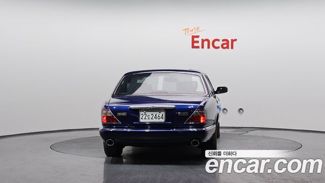 Jaguar Daimler 2002 — photo 4