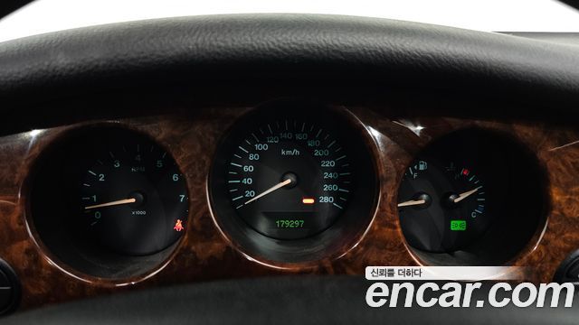 Jaguar Daimler 2002 — photo 8