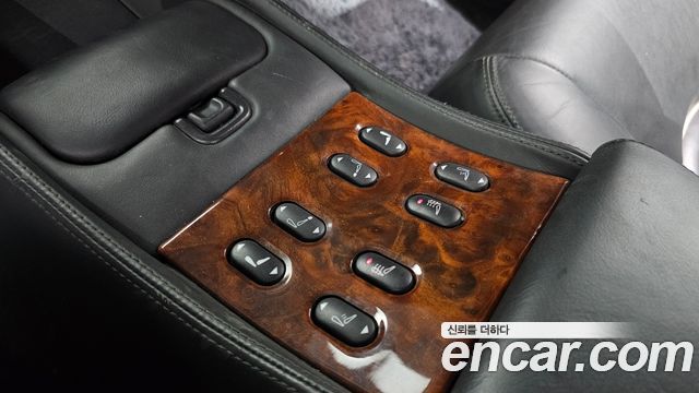 Jaguar Daimler 2002 — photo 19