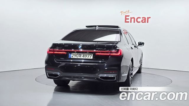 BMW 7-Series 2020 — photo 4