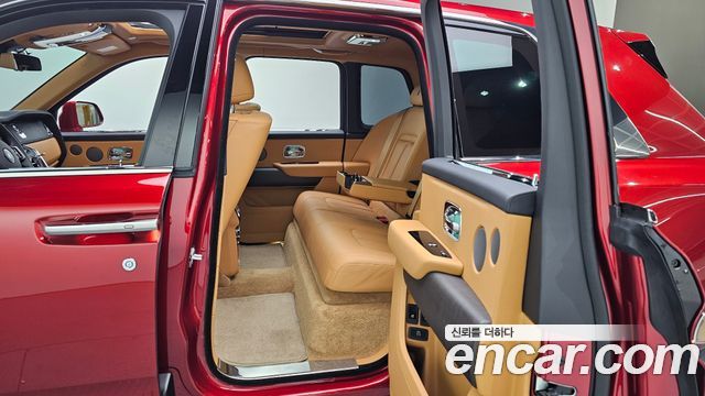 Rolls-Royce Cullinan 2023 — photo 12