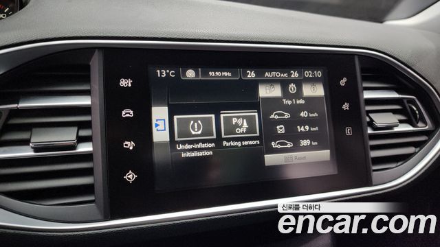 Peugeot 308 2015 — photo 14