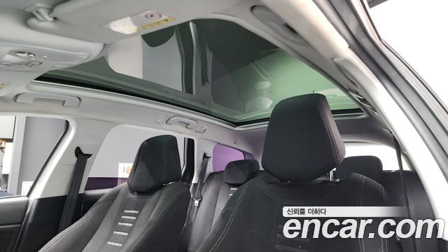 Peugeot 308 2015 — photo 19