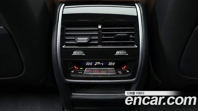 BMW X5 2022 — photo 19