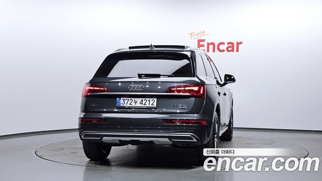 Audi Q5 2022 — photo 4