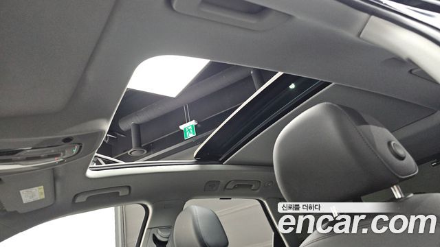 Audi Q5 2022 — photo 18