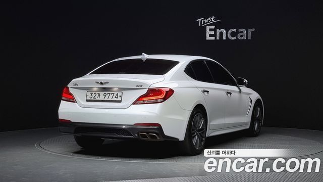 Genesis G70 2018 — photo 2