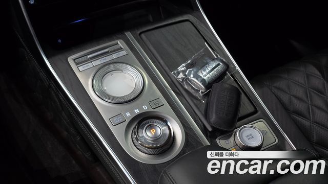 Genesis GV80 2020 — photo 9