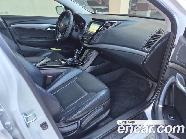 Hyundai i40 2016 — photo 9