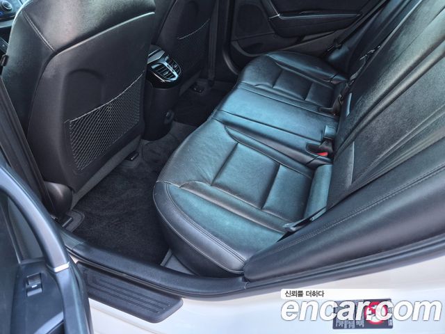 Hyundai i40 2016 — photo 10