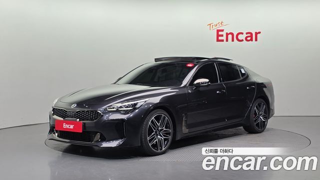 Kia Stinger 2021 — photo 1