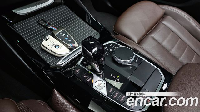 BMW X3 2022 — photo 9