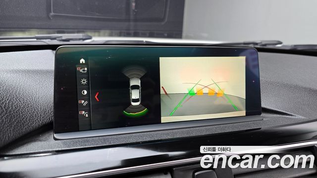 BMW 3-Series 2018 — photo 15