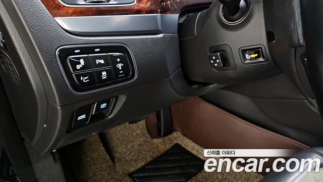 Hyundai Equus 2015 — photo 14