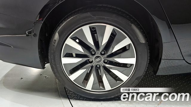 Audi A6 2021 — photo 5