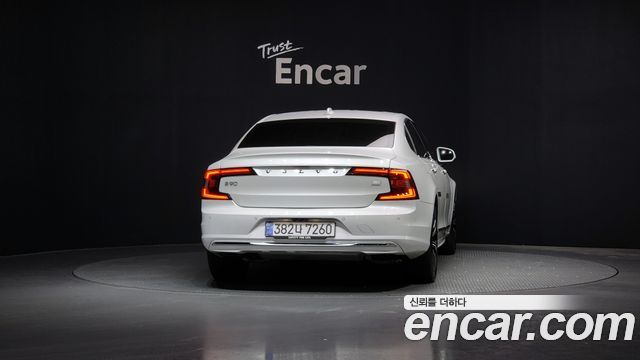 Volvo S90 2023 — photo 4