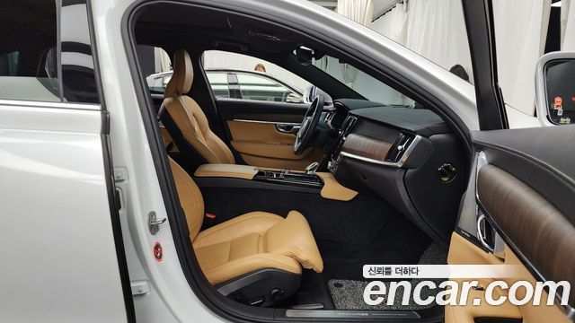 Volvo S90 2023 — photo 11