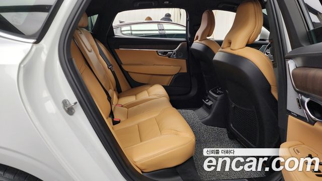 Volvo S90 2023 — photo 12