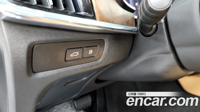 Volvo S90 2023 — photo 16