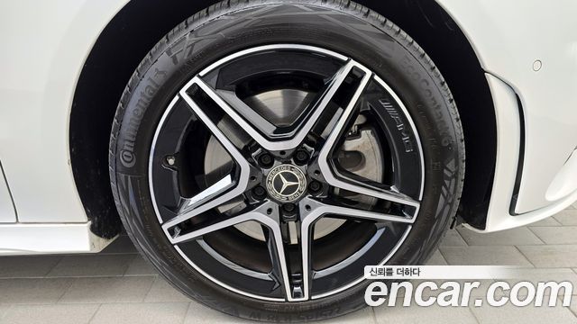 Mercedes-Benz CLA-Class 2023 — photo 5