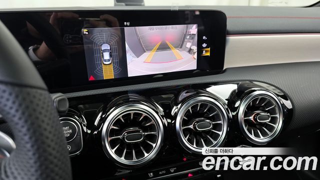 Mercedes-Benz CLA-Class 2023 — photo 15