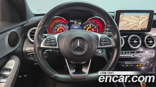 Mercedes-Benz C-Class 2018 — photo 13